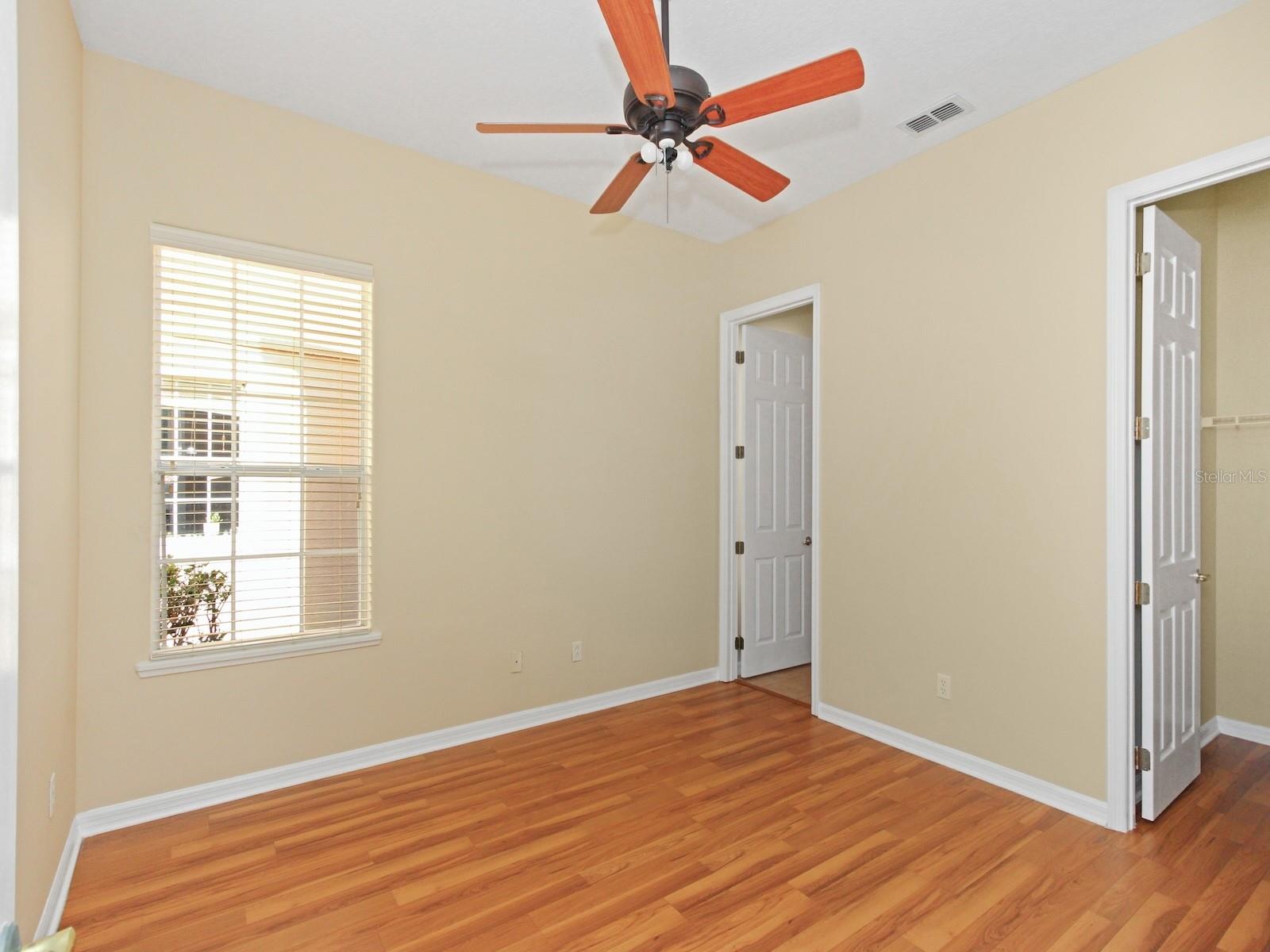 Image 11 of 34 For 408 River Song Court