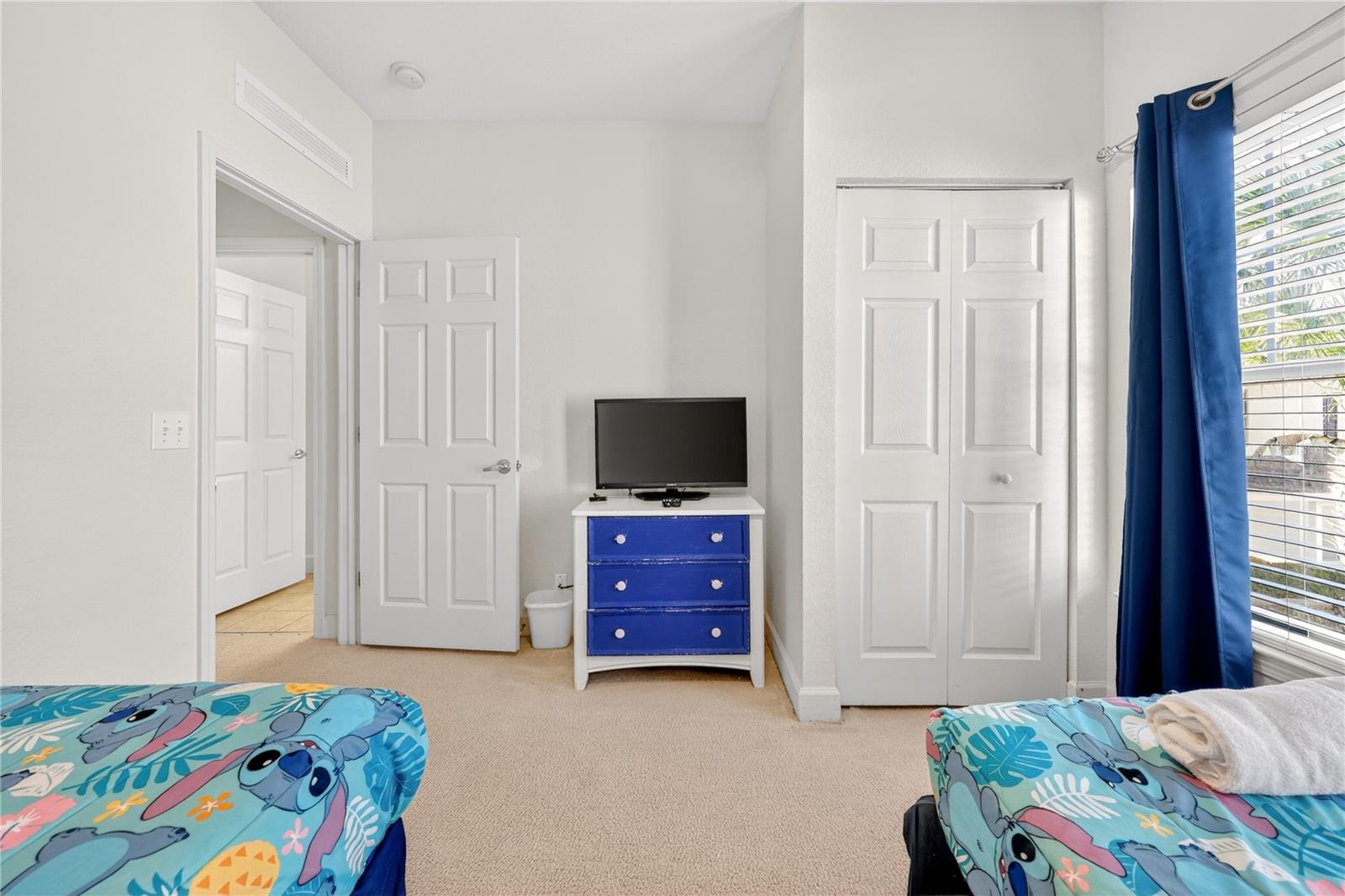 Image 22 of 55 For 2950 Lucayan Harbour Cir 105