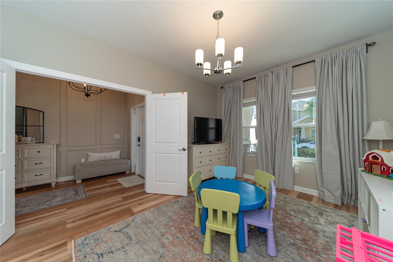 Image 13 of 63 For 11012 Robert Frost Drive