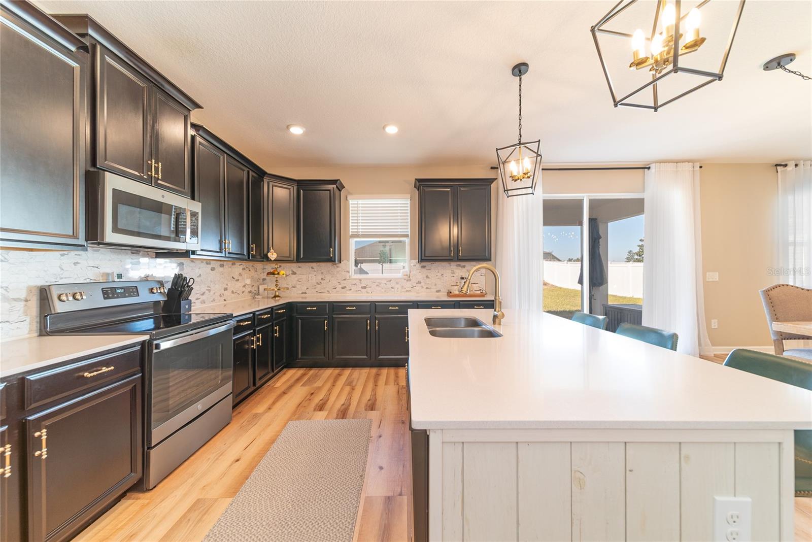 Image 23 of 63 For 11012 Robert Frost Drive