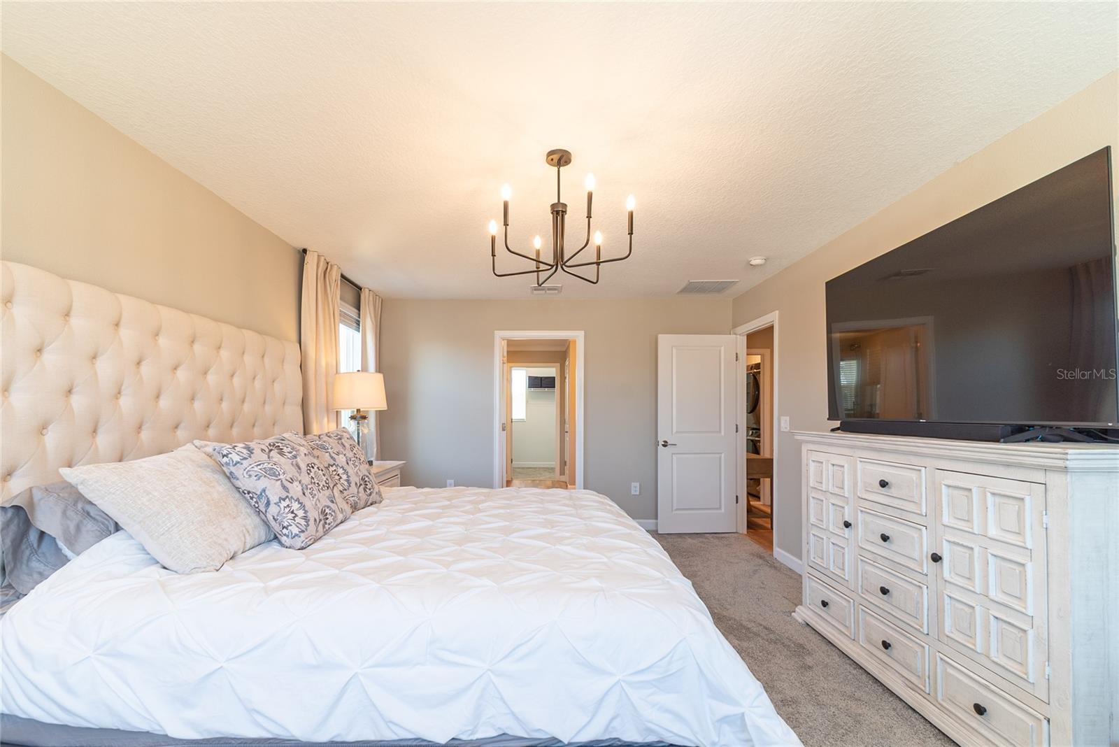 Image 33 of 63 For 11012 Robert Frost Drive