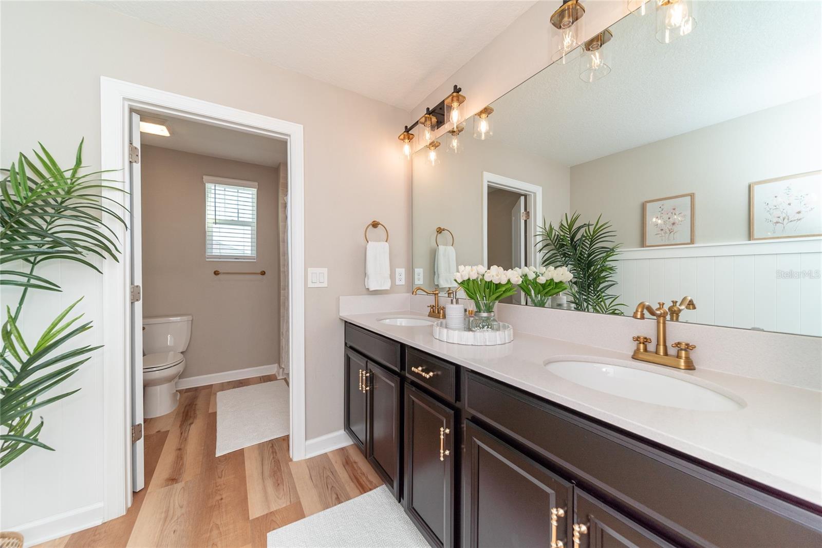 Image 43 of 63 For 11012 Robert Frost Drive