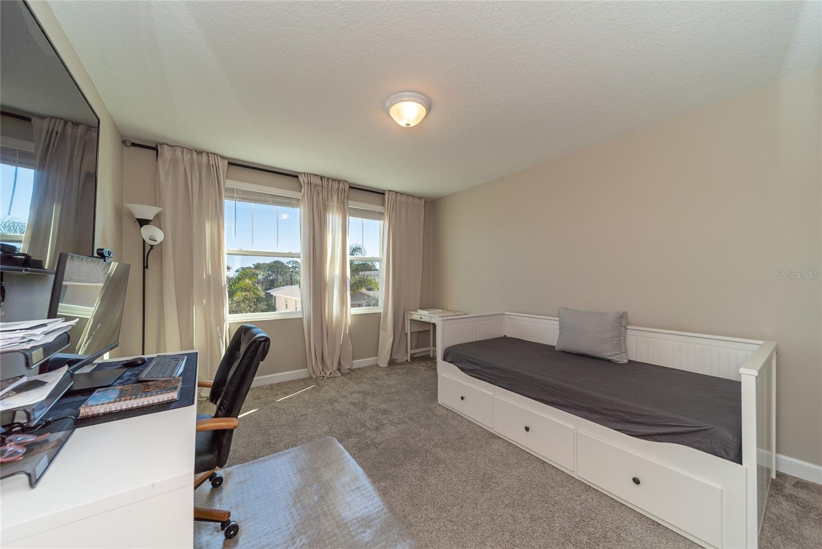 Image 46 of 63 For 11012 Robert Frost Drive