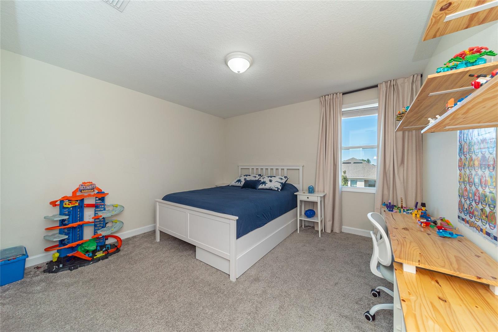 Image 53 of 63 For 11012 Robert Frost Drive