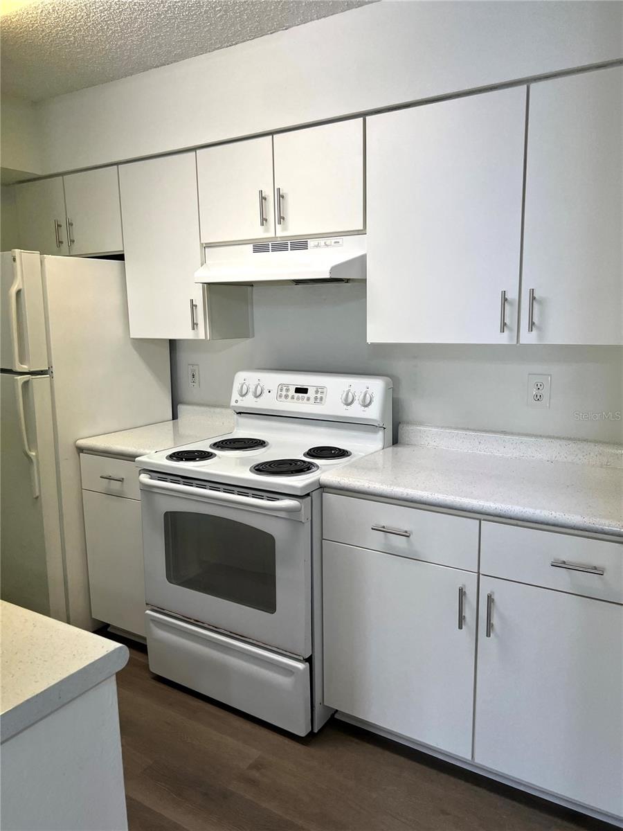 Image 18 of 31 For 2203 Yankee Place 204