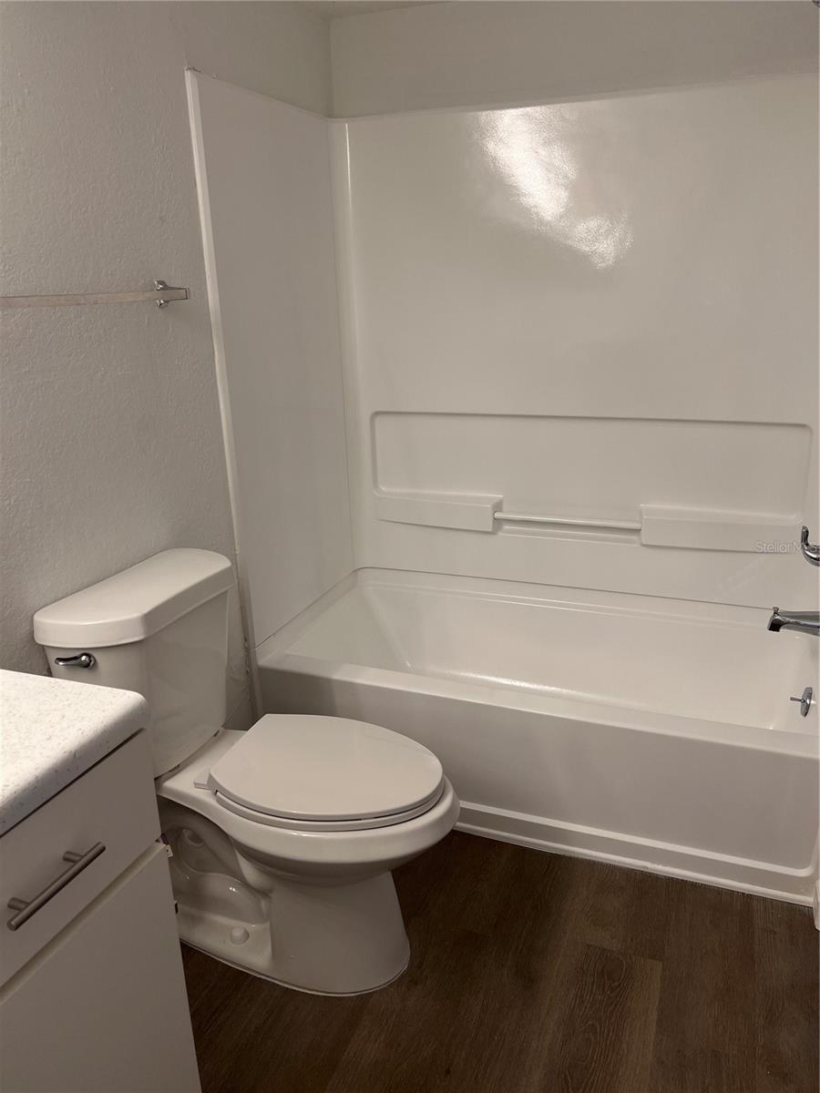 Image 24 of 31 For 2203 Yankee Place 204