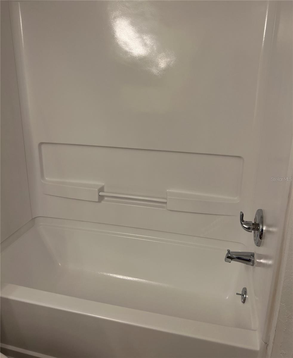 Image 27 of 31 For 2203 Yankee Place 204