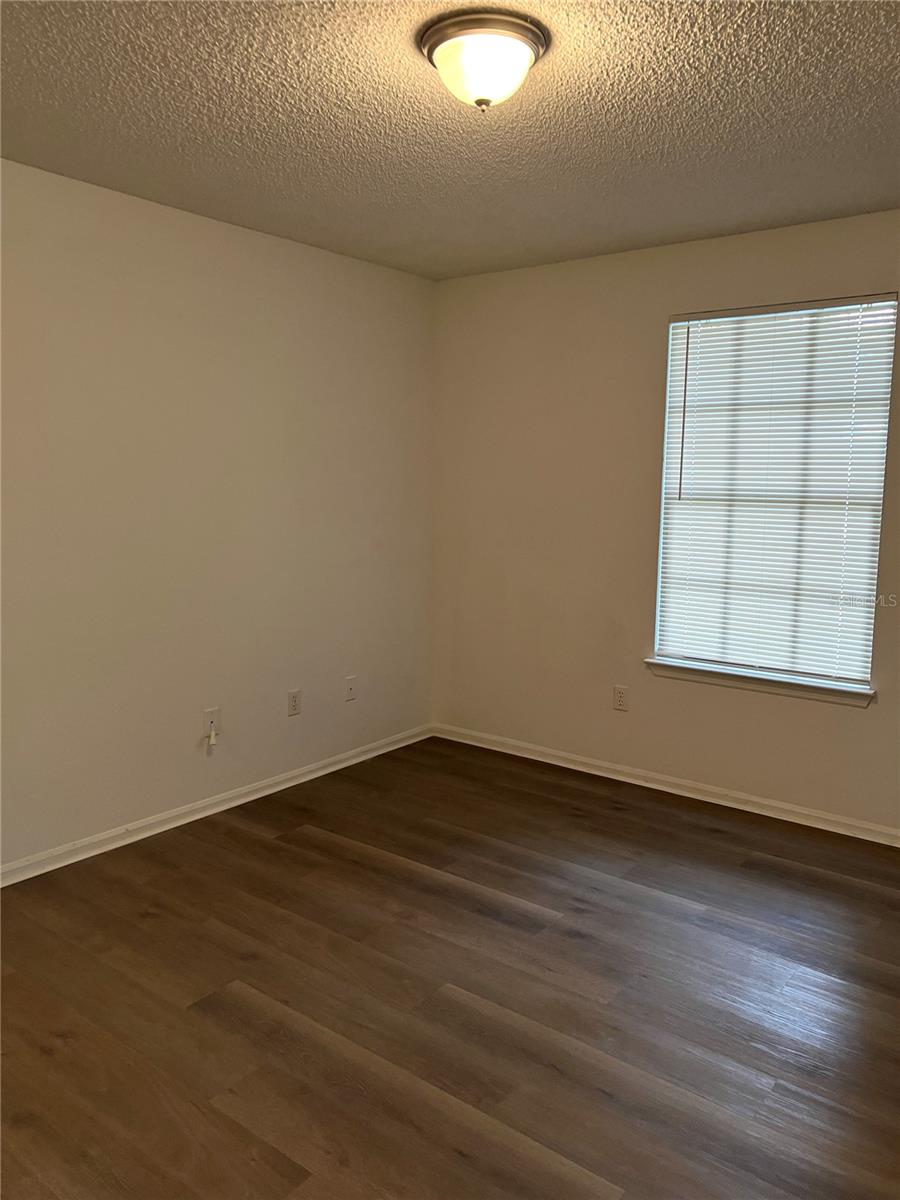 Image 28 of 31 For 2203 Yankee Place 204