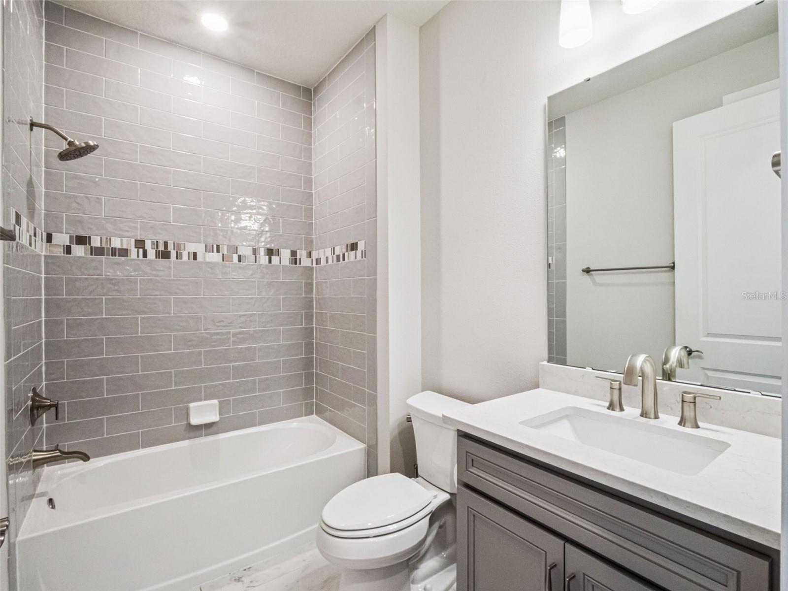 Image 18 of 46 For 13343 Sunny Retreat Lane