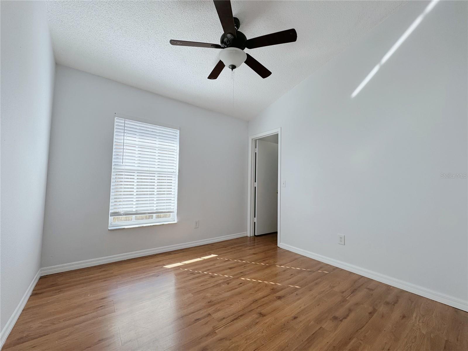 Image 18 of 30 For 8706 Fort Shea Avenue