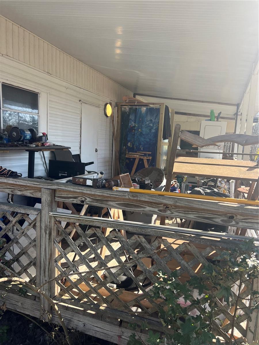 Image 13 of 31 For 118 Creekside Road