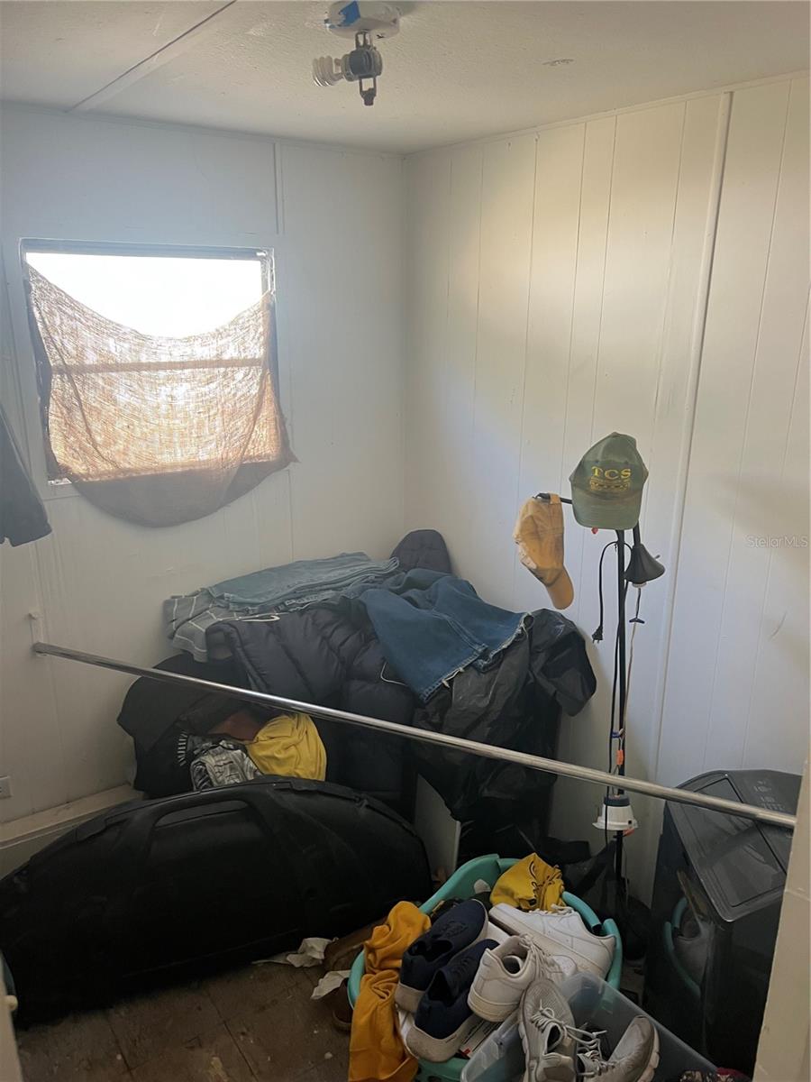 Image 20 of 31 For 118 Creekside Road