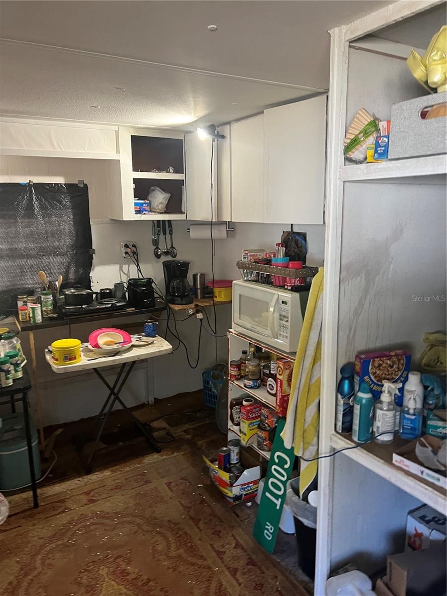 Image 25 of 31 For 118 Creekside Road