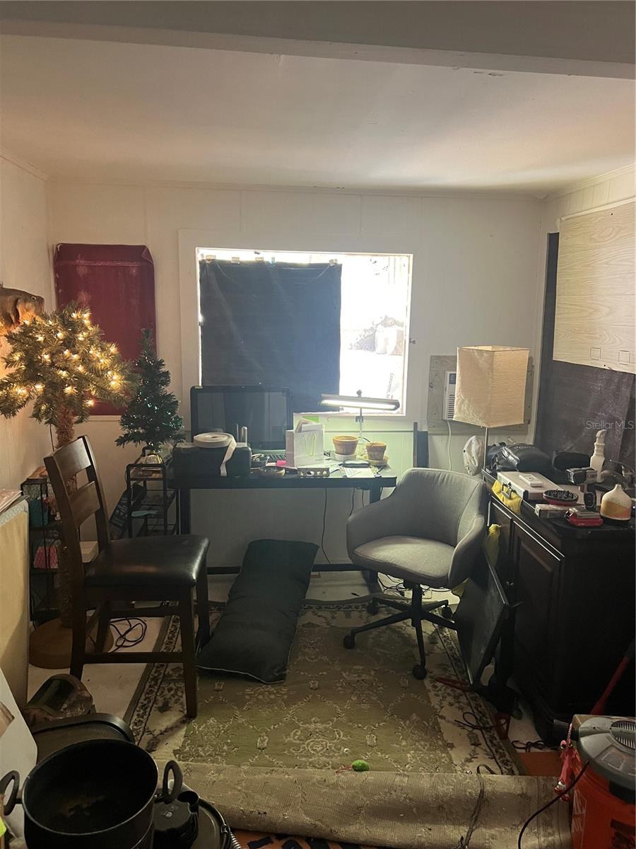 Image 27 of 31 For 118 Creekside Road