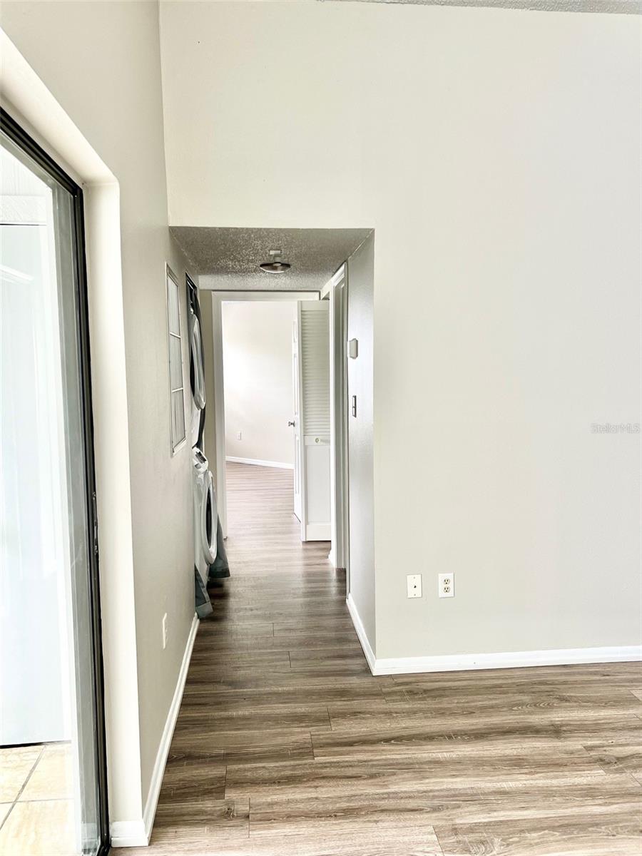 Image 10 of 38 For 3704 Southpointe Drive U-2