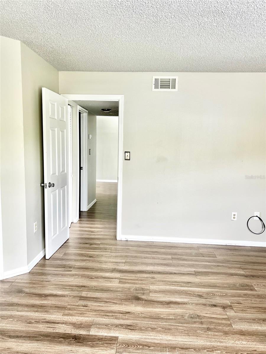 Image 12 of 38 For 3704 Southpointe Drive U-2