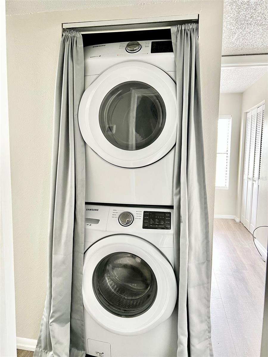 Image 19 of 38 For 3704 Southpointe Drive U-2