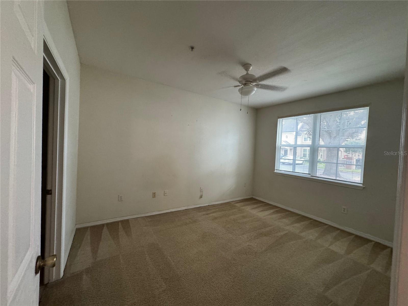 Listing photo id 11 for 6685 Queens Borough Avenue 107