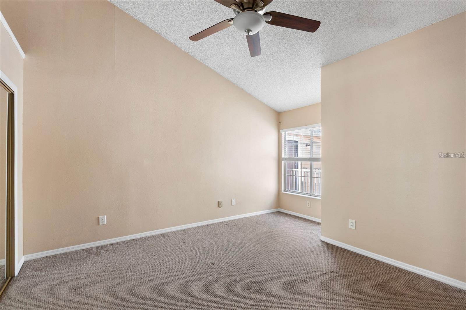 Image 7 of 16 For 709 Youngstown Parkway 368