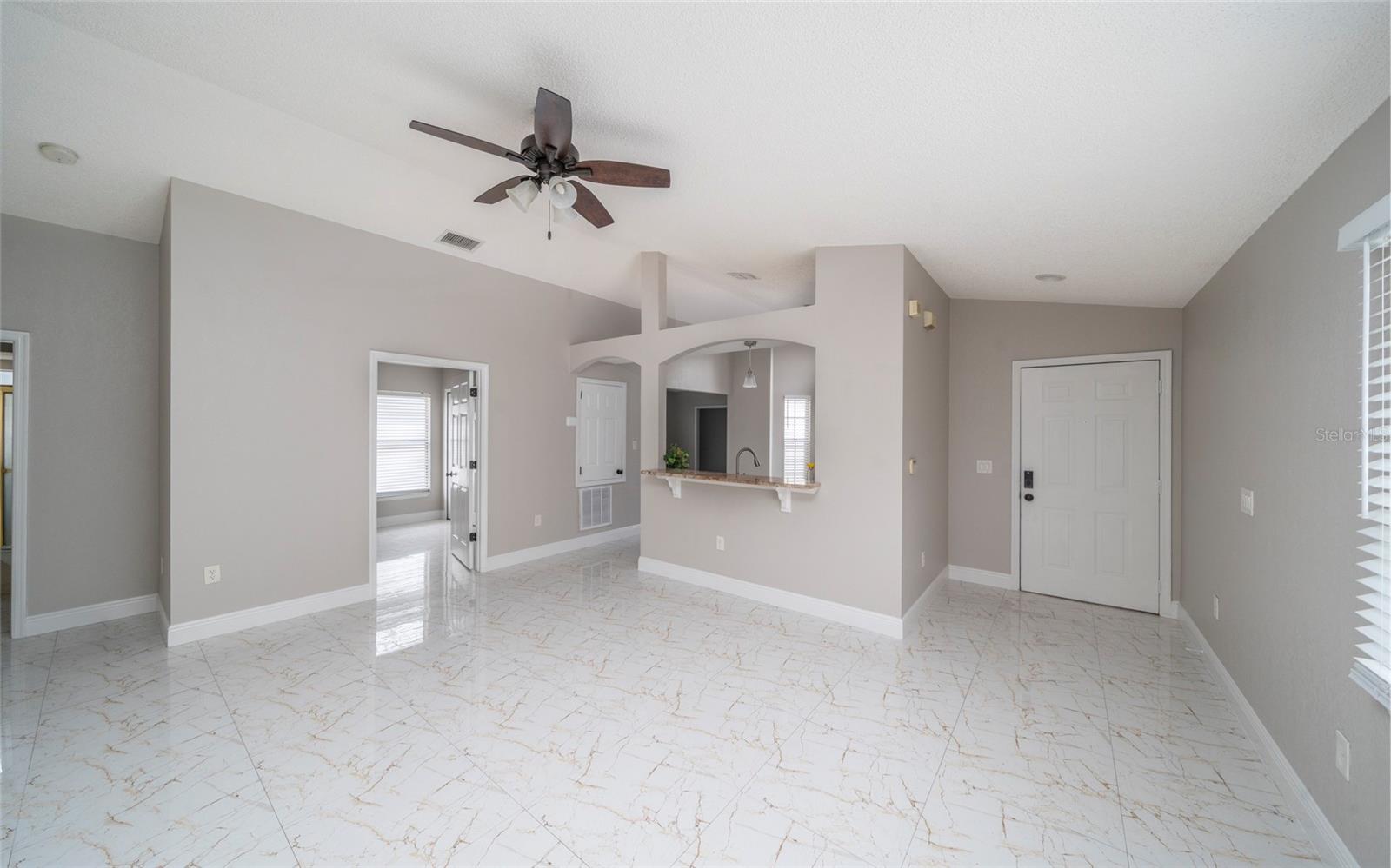 Image 5 of 19 For 10201 Vista Cove Lane