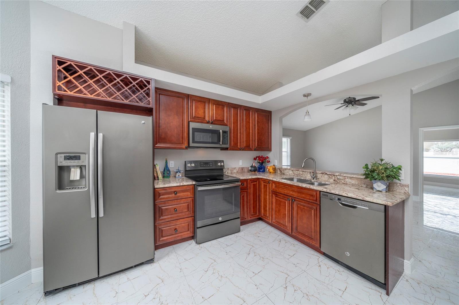 Image 7 of 19 For 10201 Vista Cove Lane