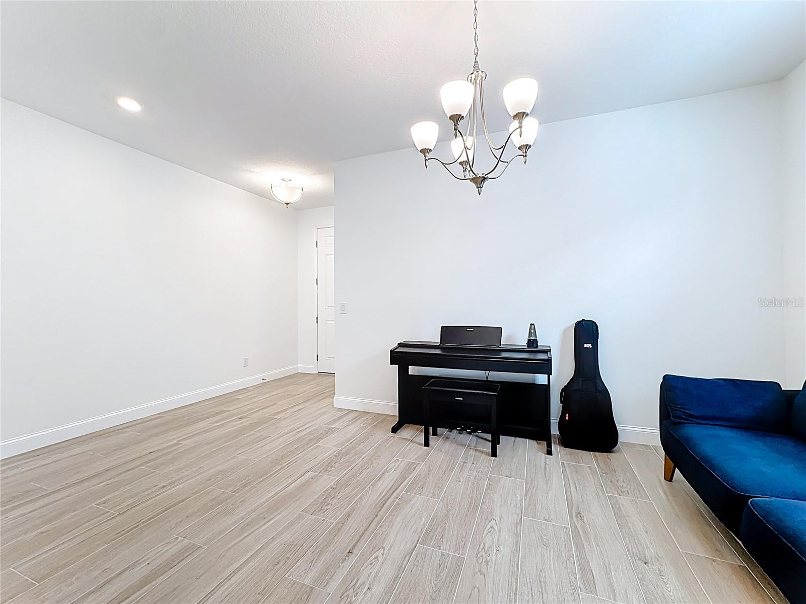 Image 12 of 65 For 5734 Cattle Ranch Drive