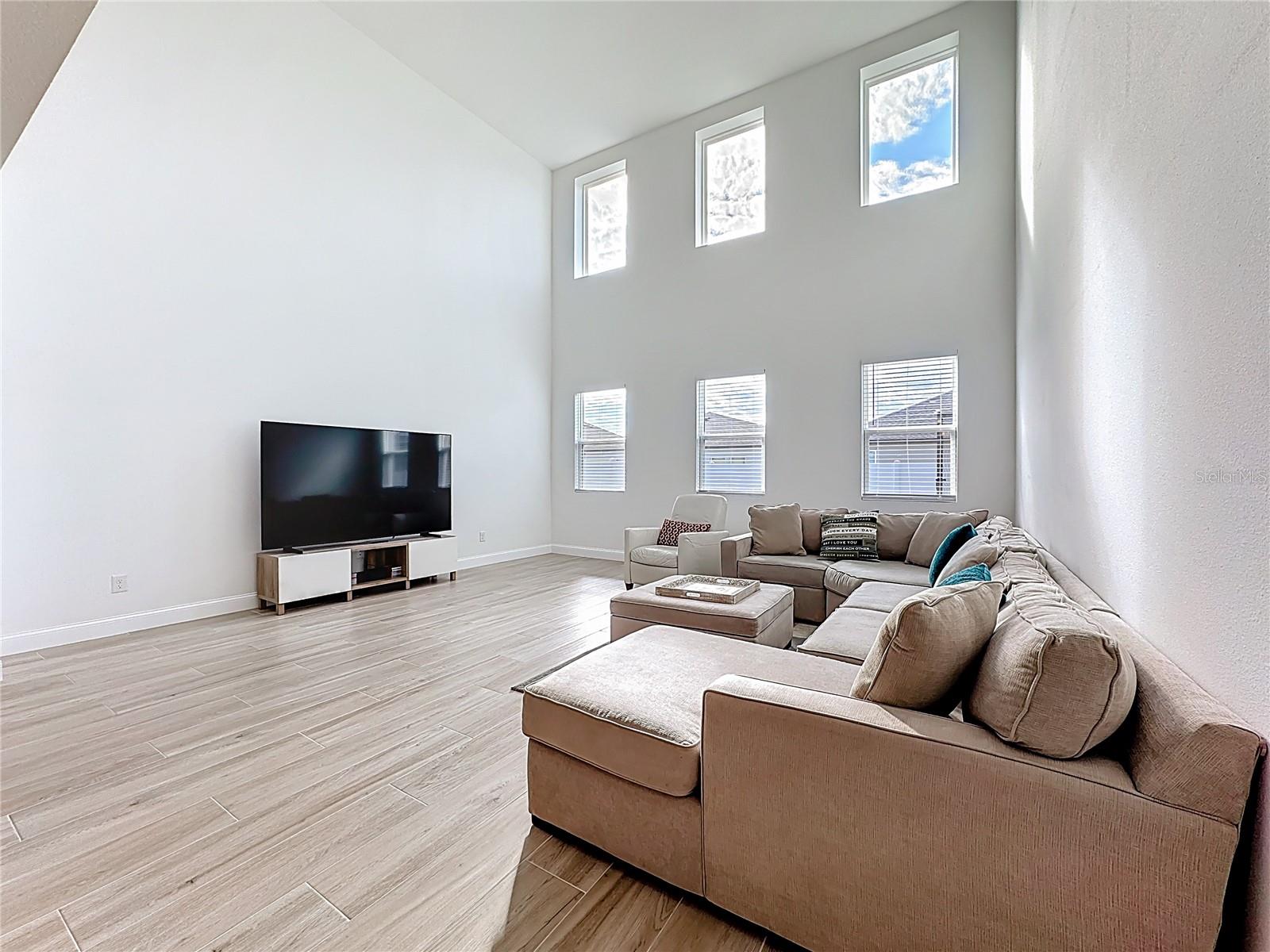 Image 22 of 65 For 5734 Cattle Ranch Drive