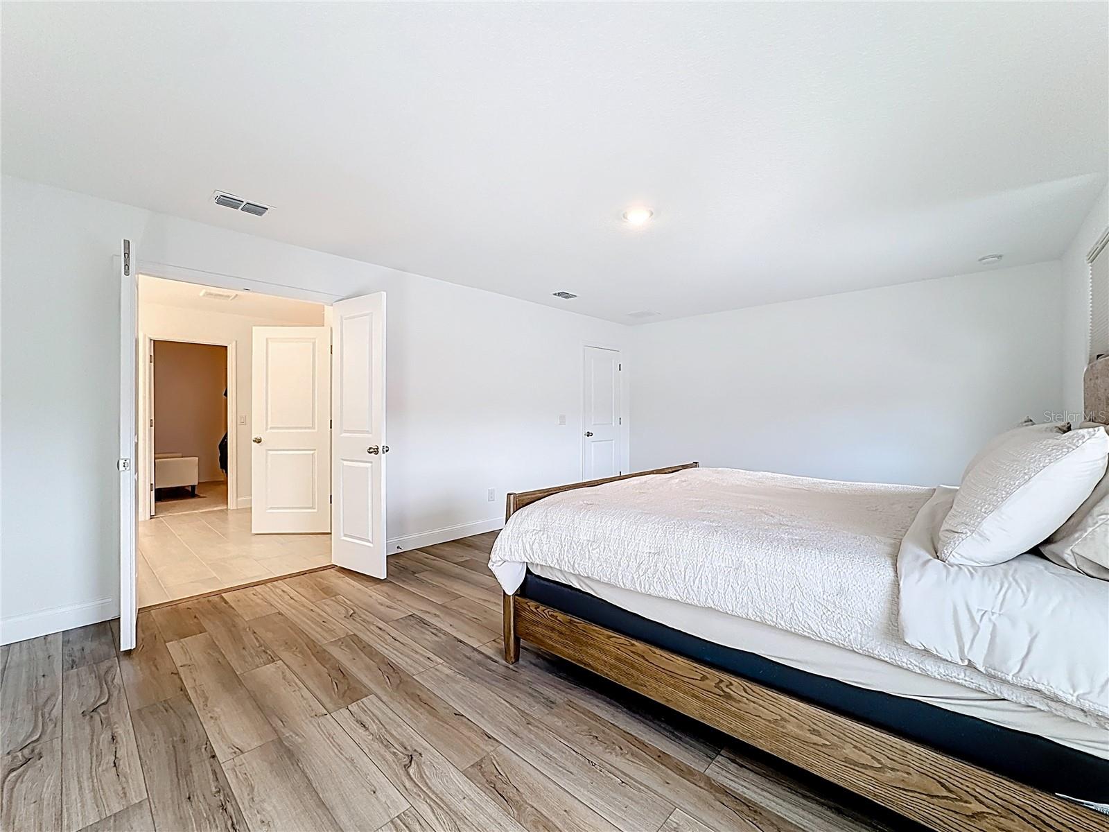 Image 33 of 65 For 5734 Cattle Ranch Drive