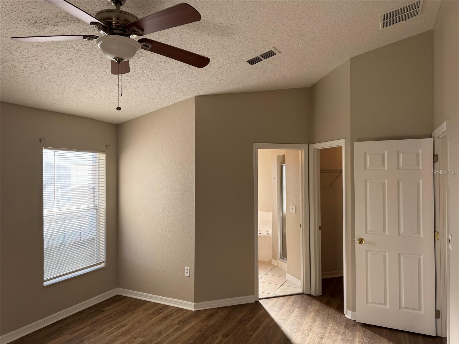 Image 20 of 26 For 1604 Sage Creek Court