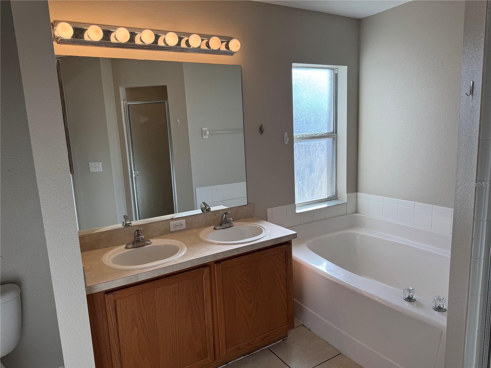 Image 22 of 26 For 1604 Sage Creek Court