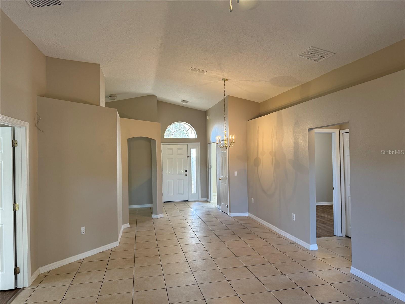 Image 6 of 26 For 1604 Sage Creek Court