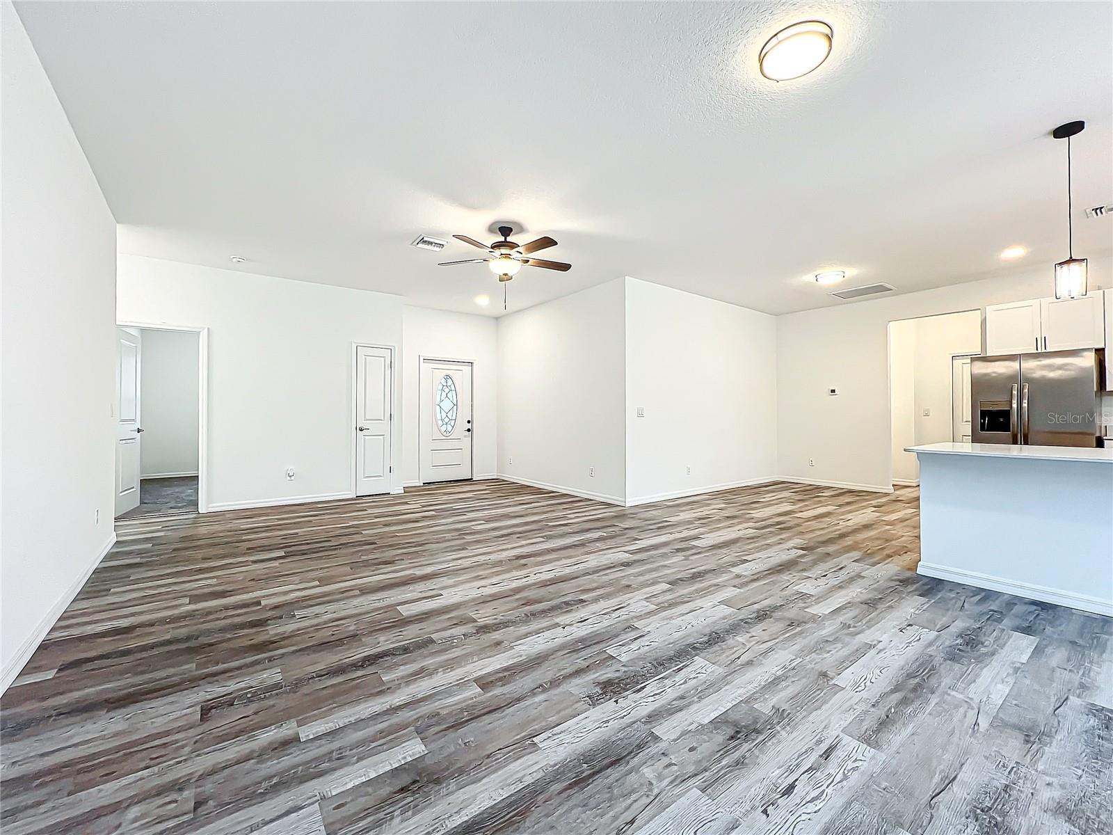 Image 9 of 34 For 23379 Harold Avenue