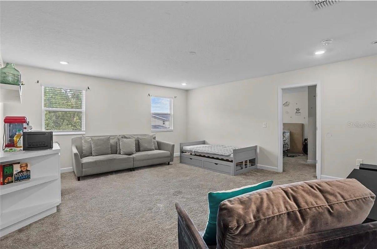 Image 15 of 24 For 4585 Target Boulevard