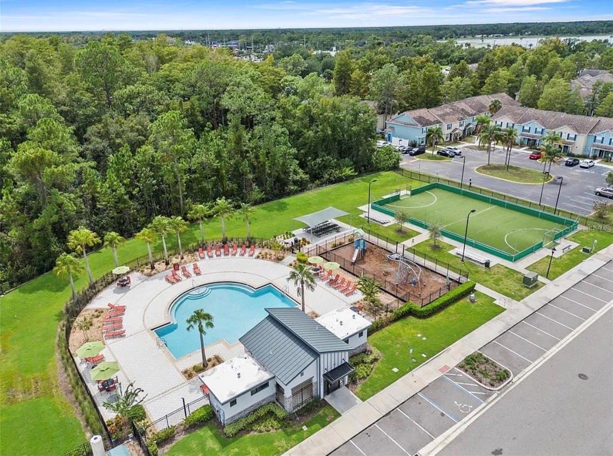 Image 22 of 24 For 4585 Target Boulevard