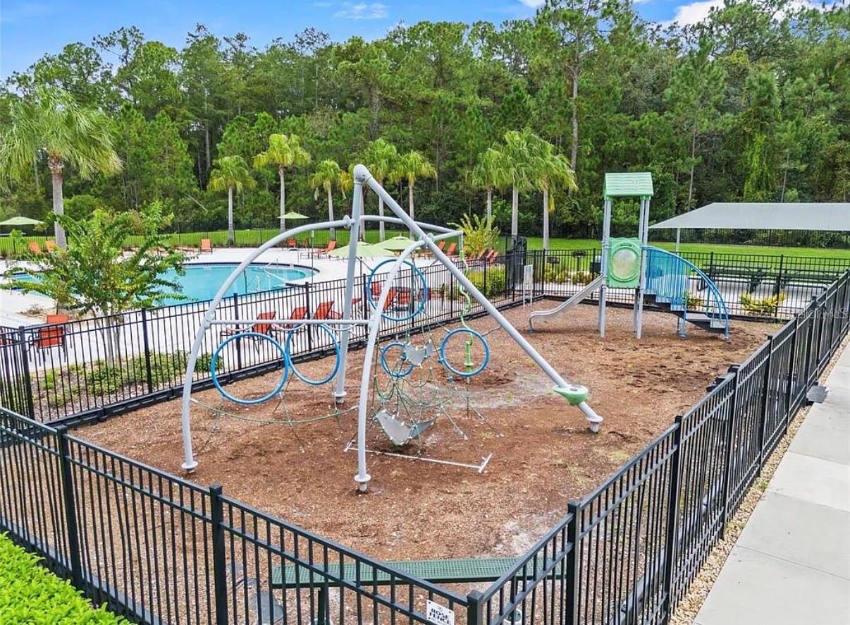 Image 23 of 24 For 4585 Target Boulevard