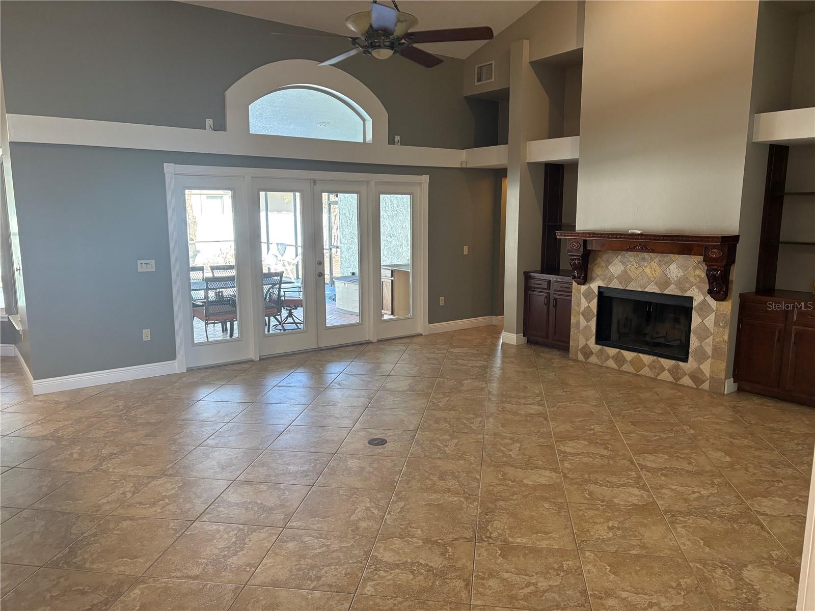 Image 10 of 54 For 8045 Landgrove Court