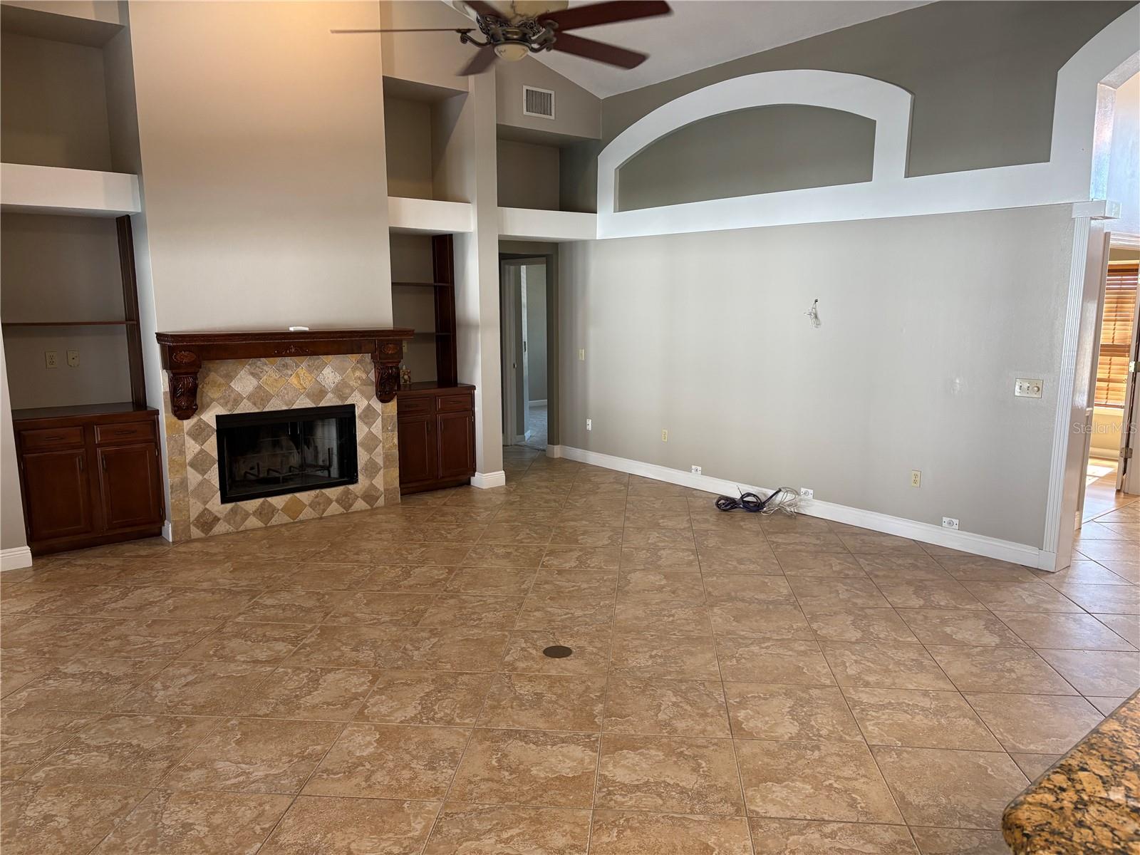 Image 12 of 54 For 8045 Landgrove Court