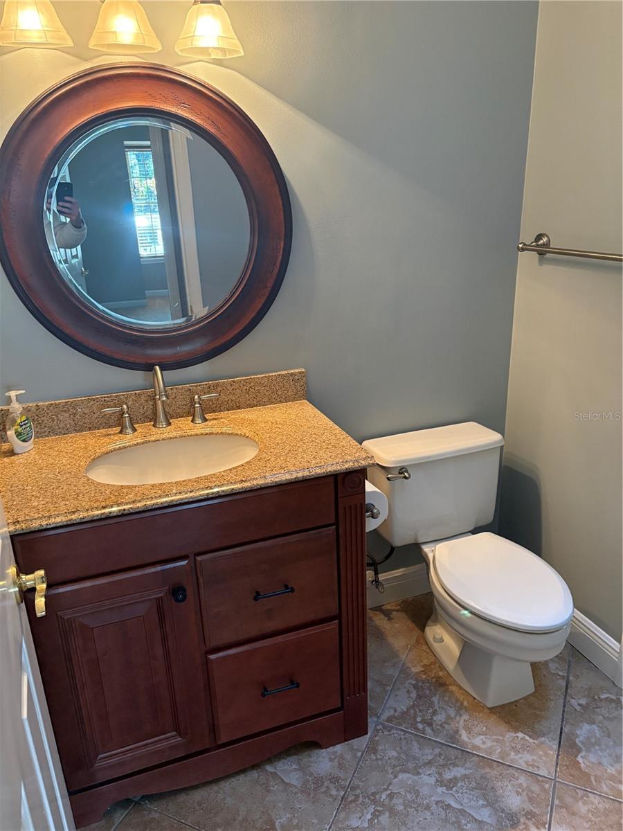 Image 22 of 54 For 8045 Landgrove Court