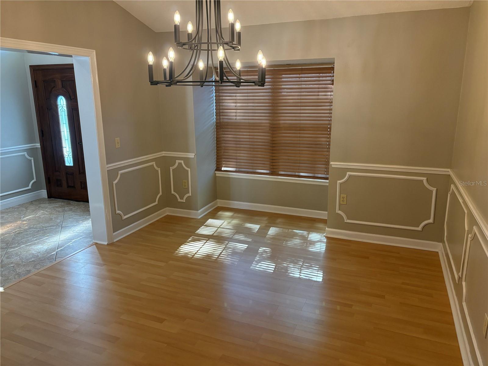 Image 8 of 54 For 8045 Landgrove Court