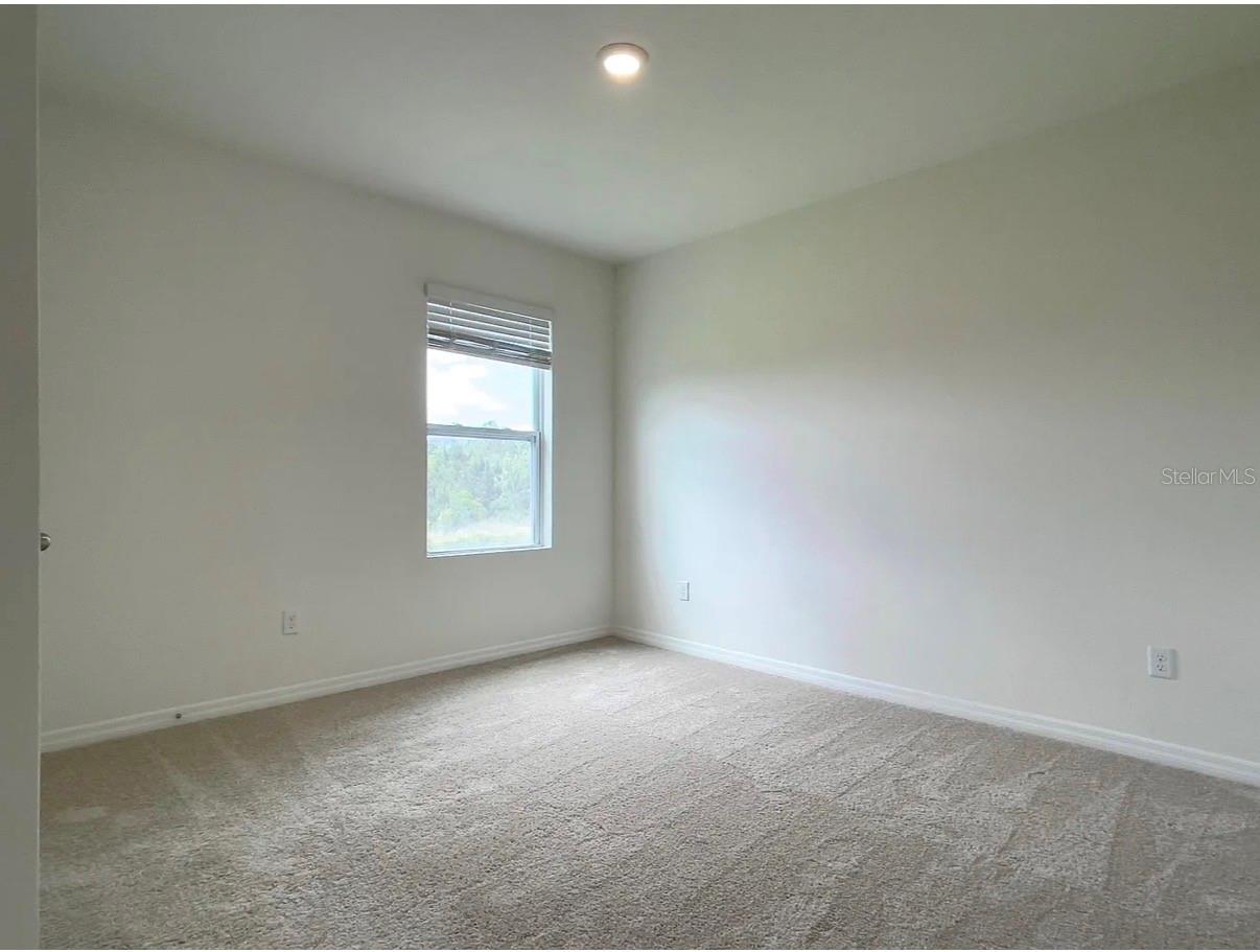 Image 4 of 16 For 1483 Fox Squirrel Drive