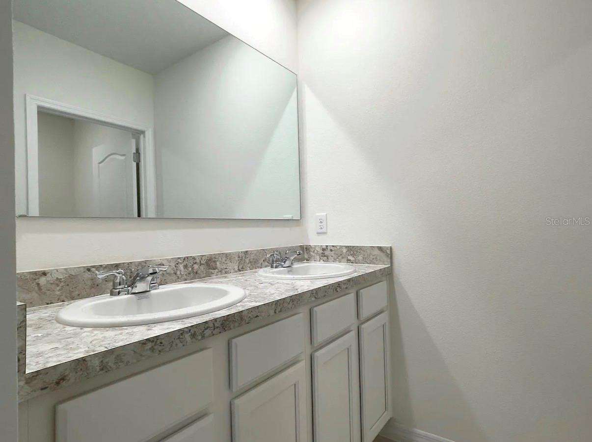 Image 6 of 16 For 1483 Fox Squirrel Drive