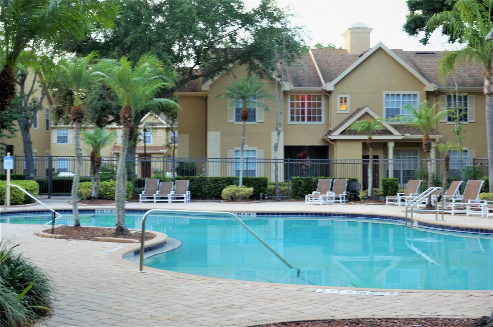 Listing photo id 21 for 873 Grand Regency Pointe  105