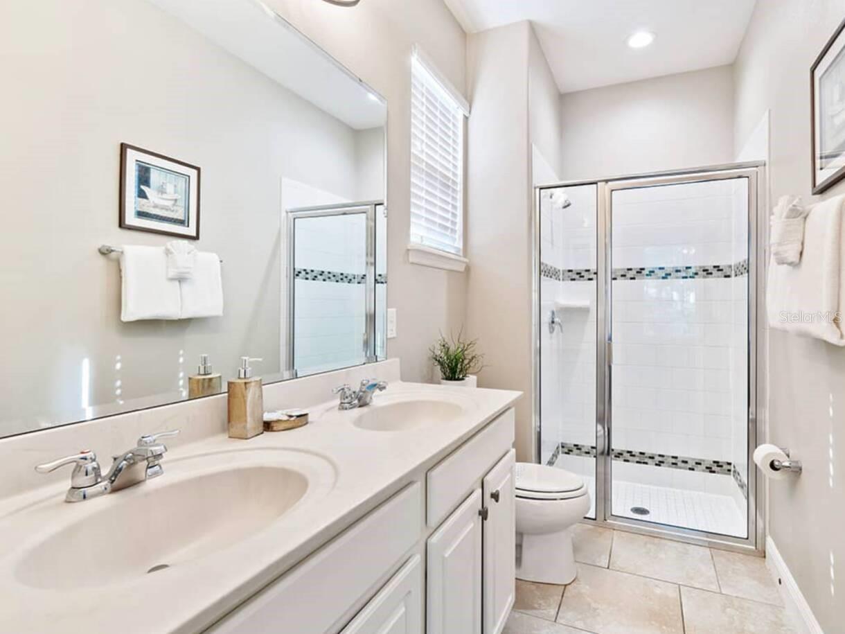 Image 11 of 44 For 4408 Acorn Court