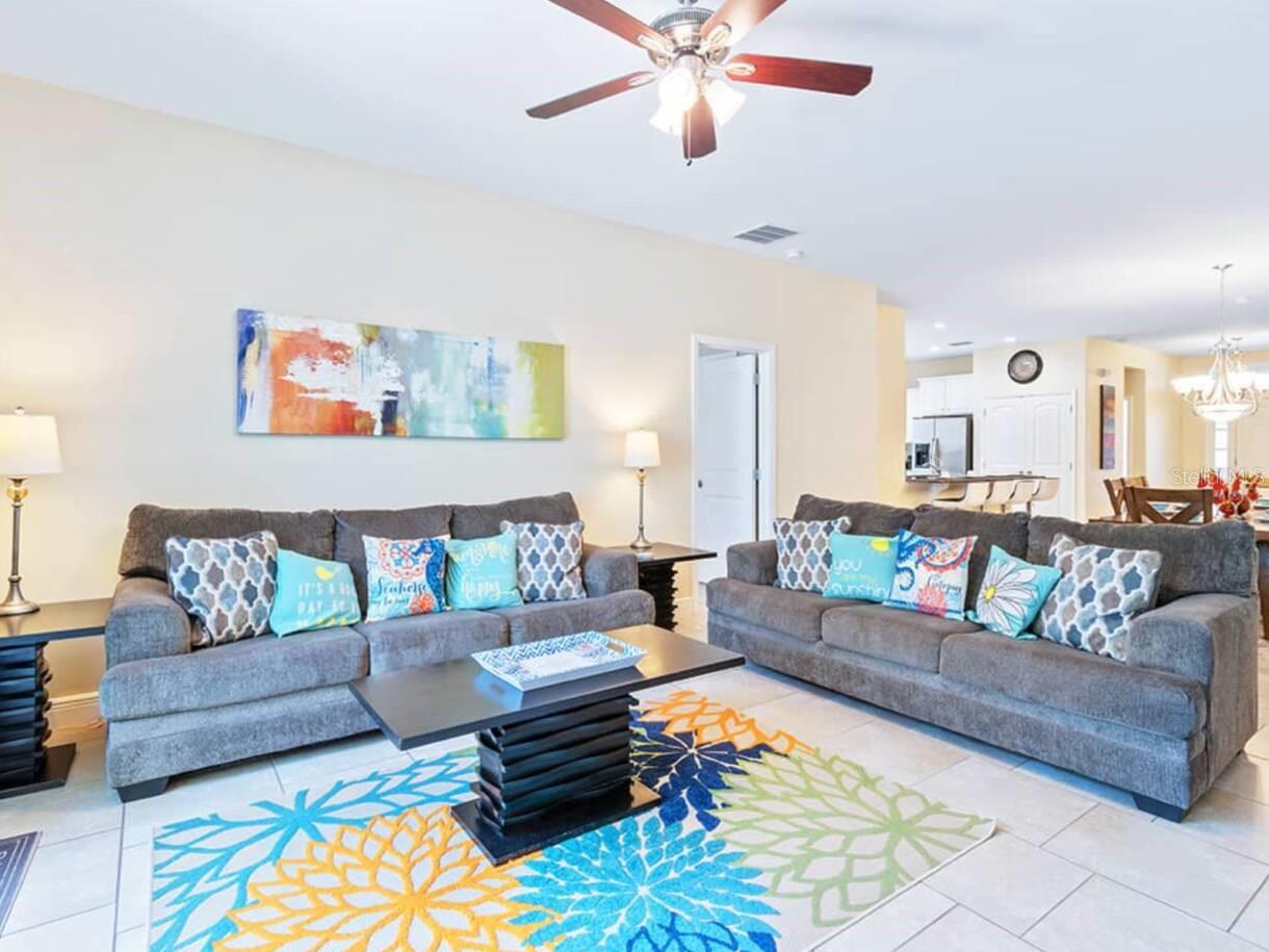 Image 4 of 44 For 4408 Acorn Court