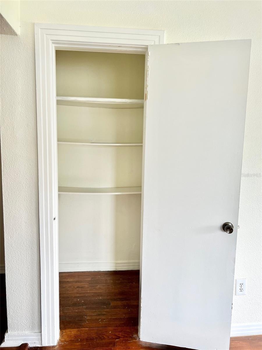 Image 4 of 13 For 1300 Indiana Avenue A