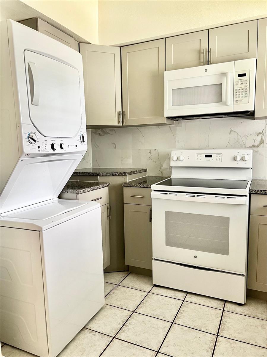 Image 8 of 13 For 1300 Indiana Avenue A