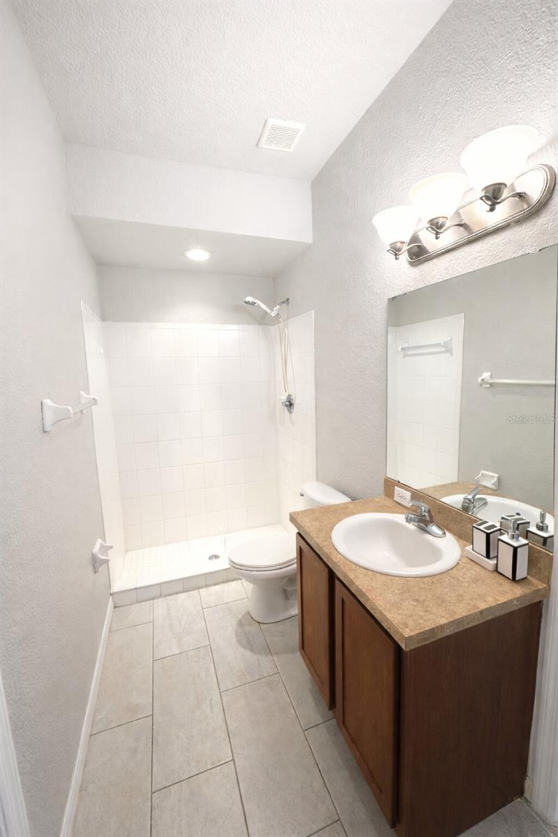 Image 17 of 29 For 1192 Normandy Heights Circle