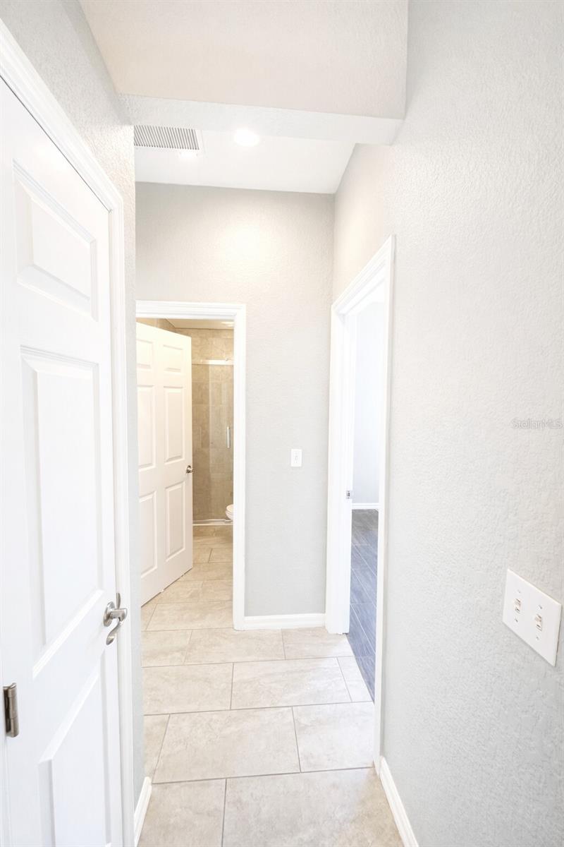 Image 20 of 29 For 1192 Normandy Heights Circle