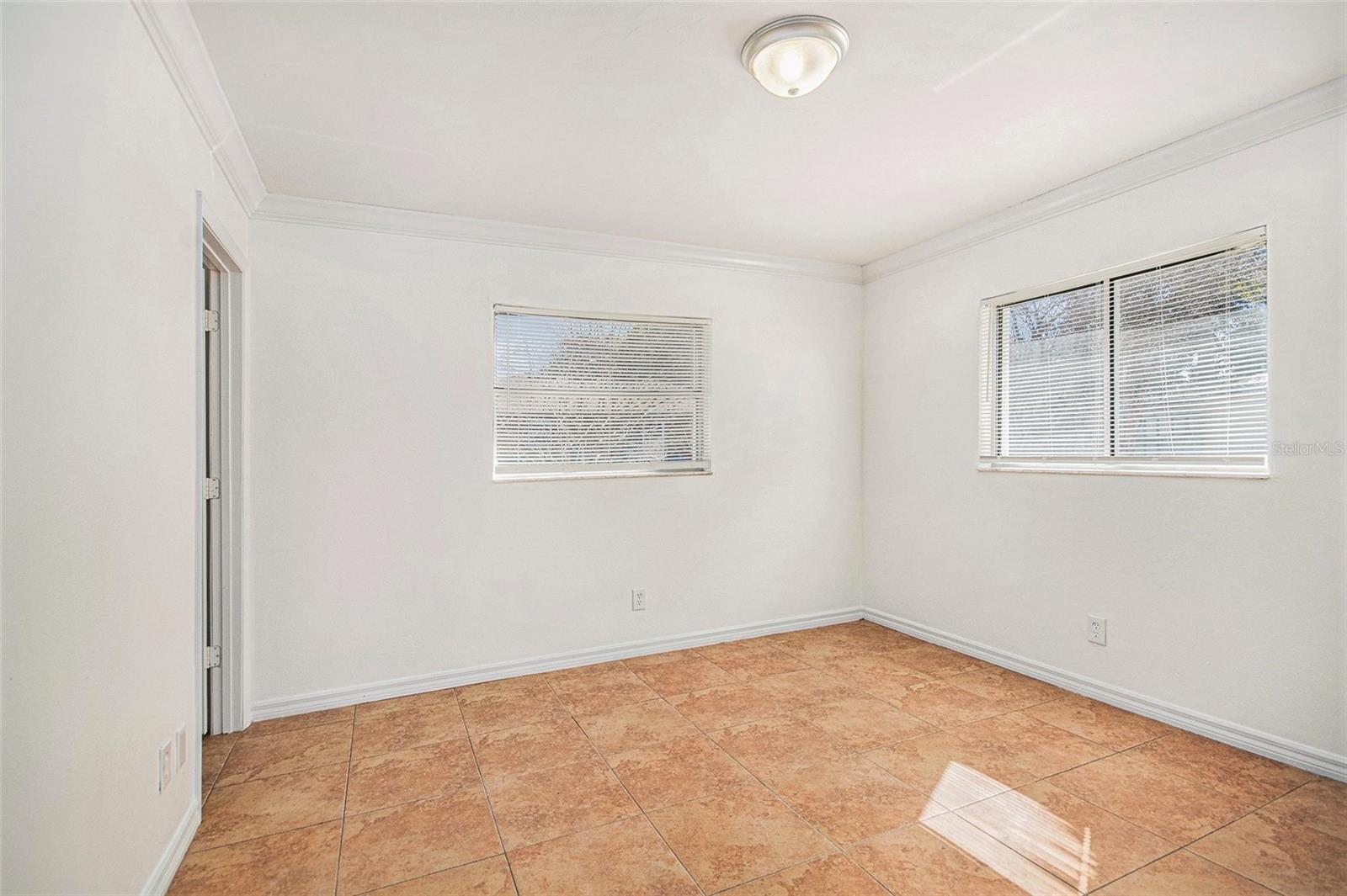 Image 12 of 28 For 2971 Pioneer Street