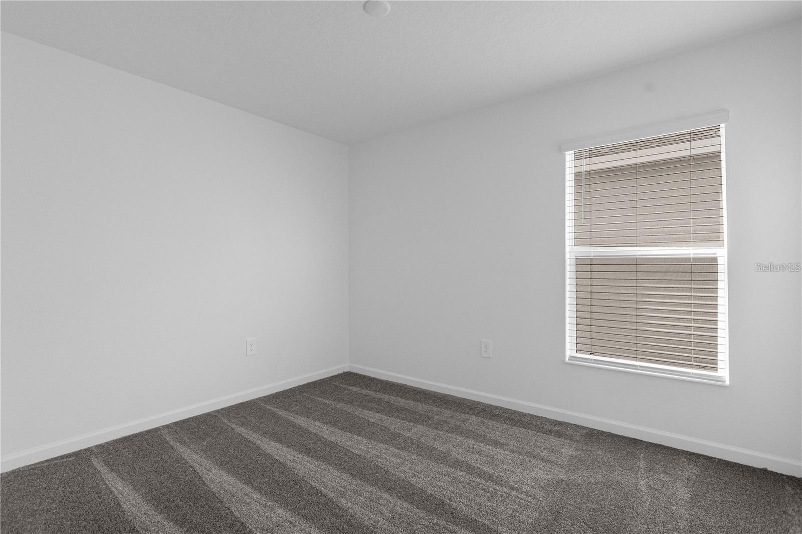 Image 13 of 26 For 269 Lawson Avenue